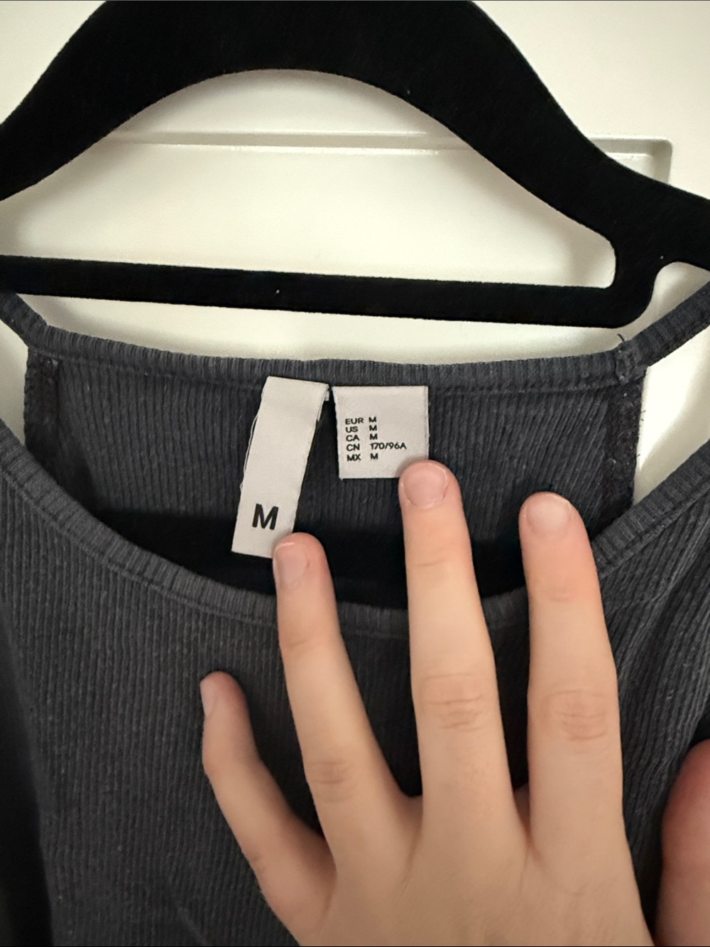H&M Washed Charcoal High-Low Ribbed Tank Top - Picture 2 of 4